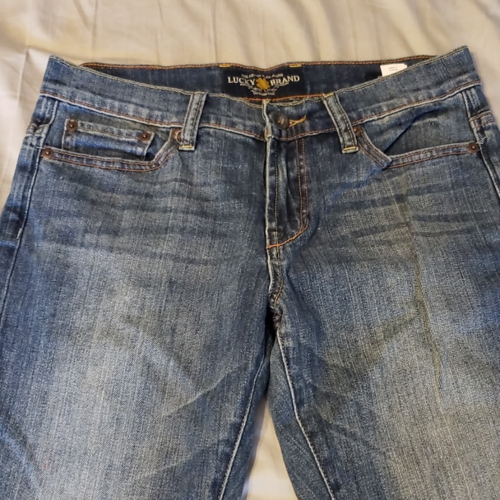 Lucky Brand Jeans 4/27 32"